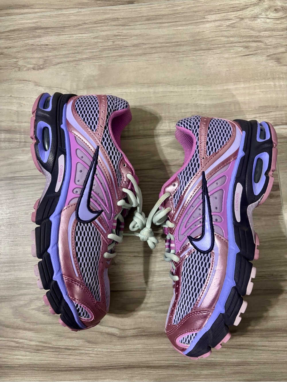 Nike Air Max Moto 2K Purple & Black 8.5 - Picture 3 of 10